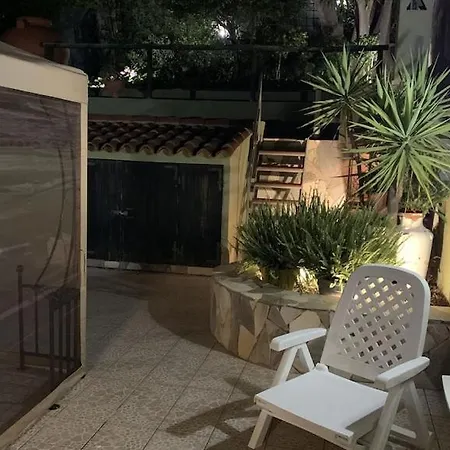 Casa Indipendente A Pochi Passi Dal Mare C2 Holiday home *