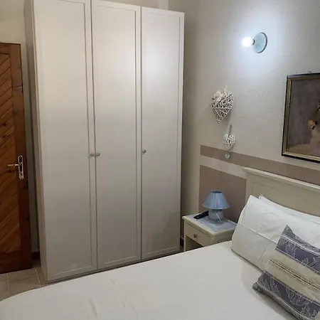 Casa Indipendente A Pochi Passi Dal Mare C2 *